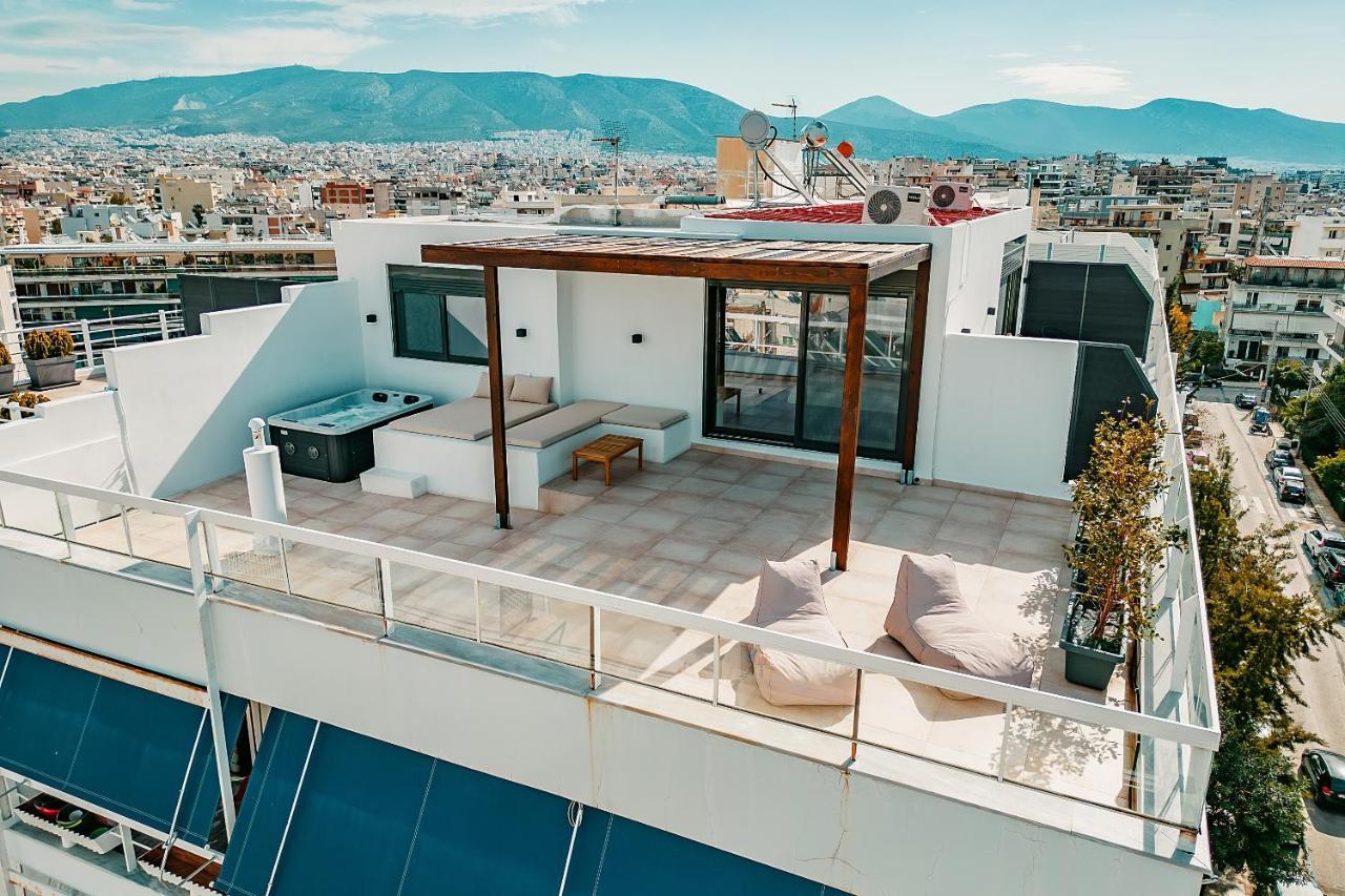 Suites With Magical View & Jacuzzi เอเธนส์ ภายนอก รูปภาพ