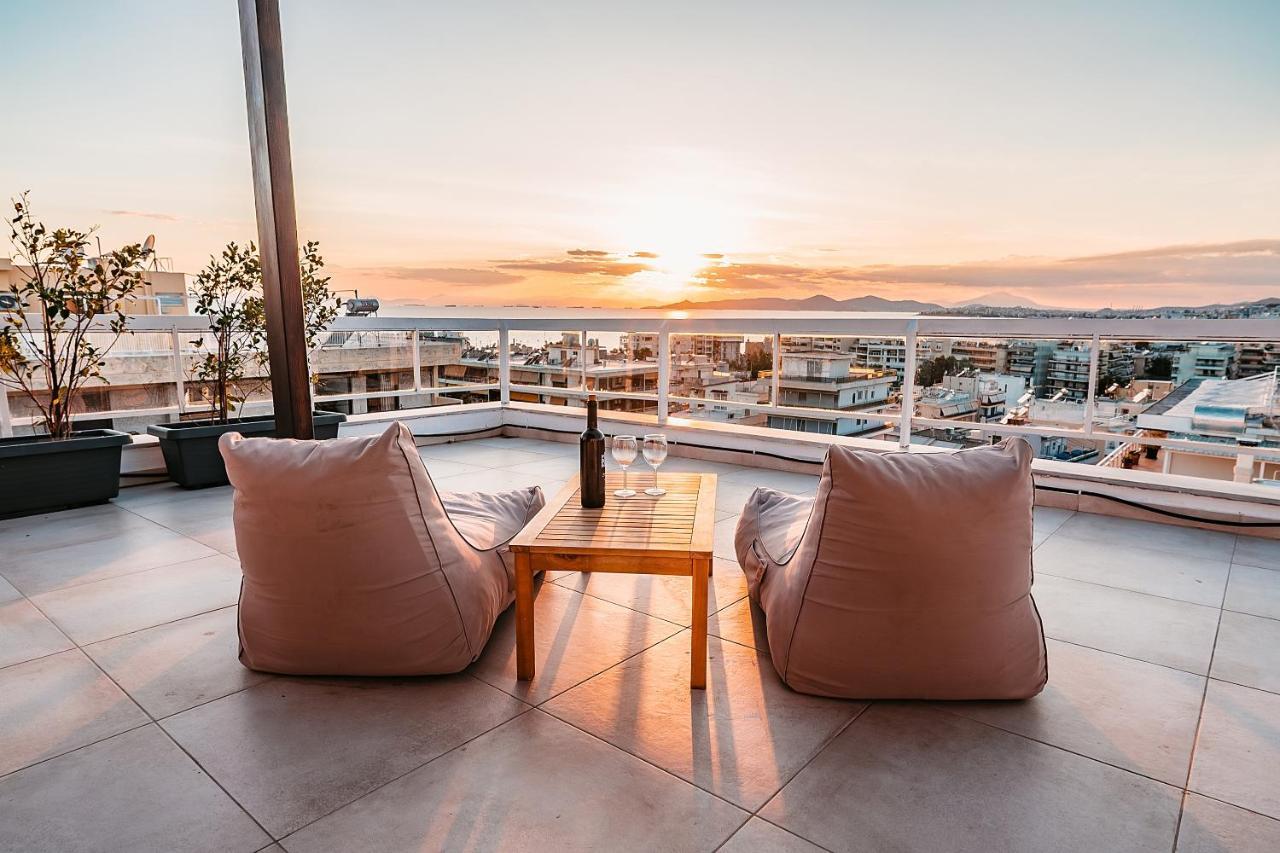 Suites With Magical View & Jacuzzi เอเธนส์ ภายนอก รูปภาพ