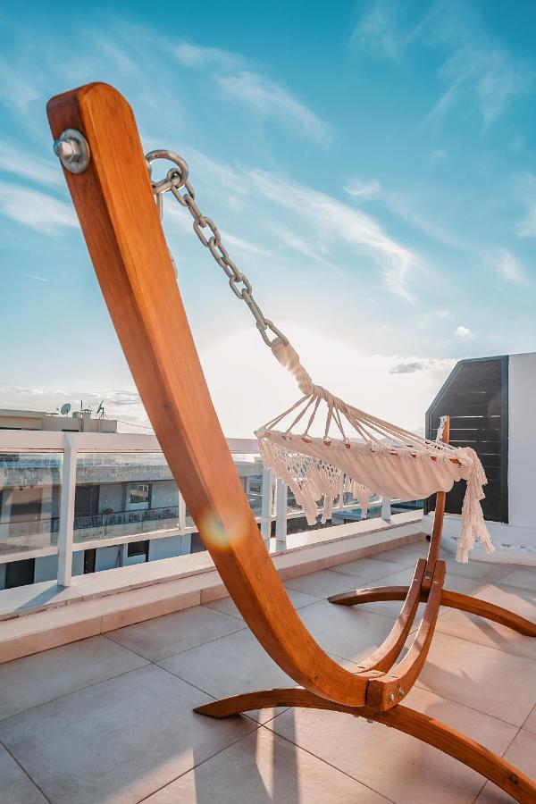 Suites With Magical View & Jacuzzi เอเธนส์ ภายนอก รูปภาพ